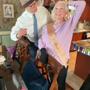 Meet your Posher, Joan